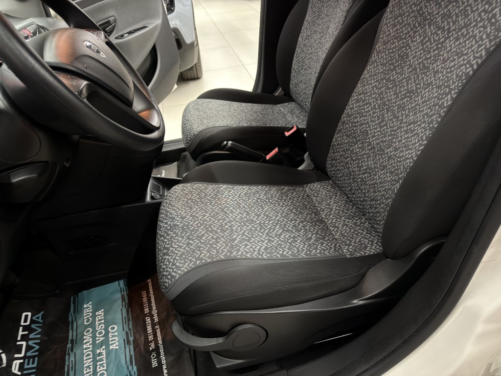 LANCIA YPSLON 1200 GPL DI SERIE GOLD